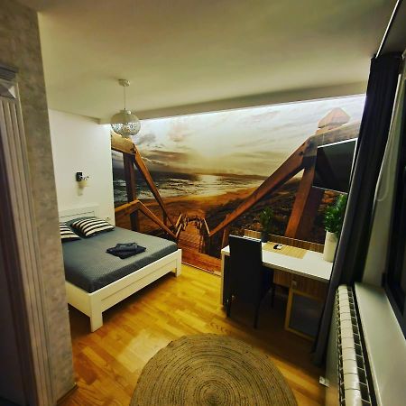 Alo Alo Apartman 6 Kruševac エクステリア 写真